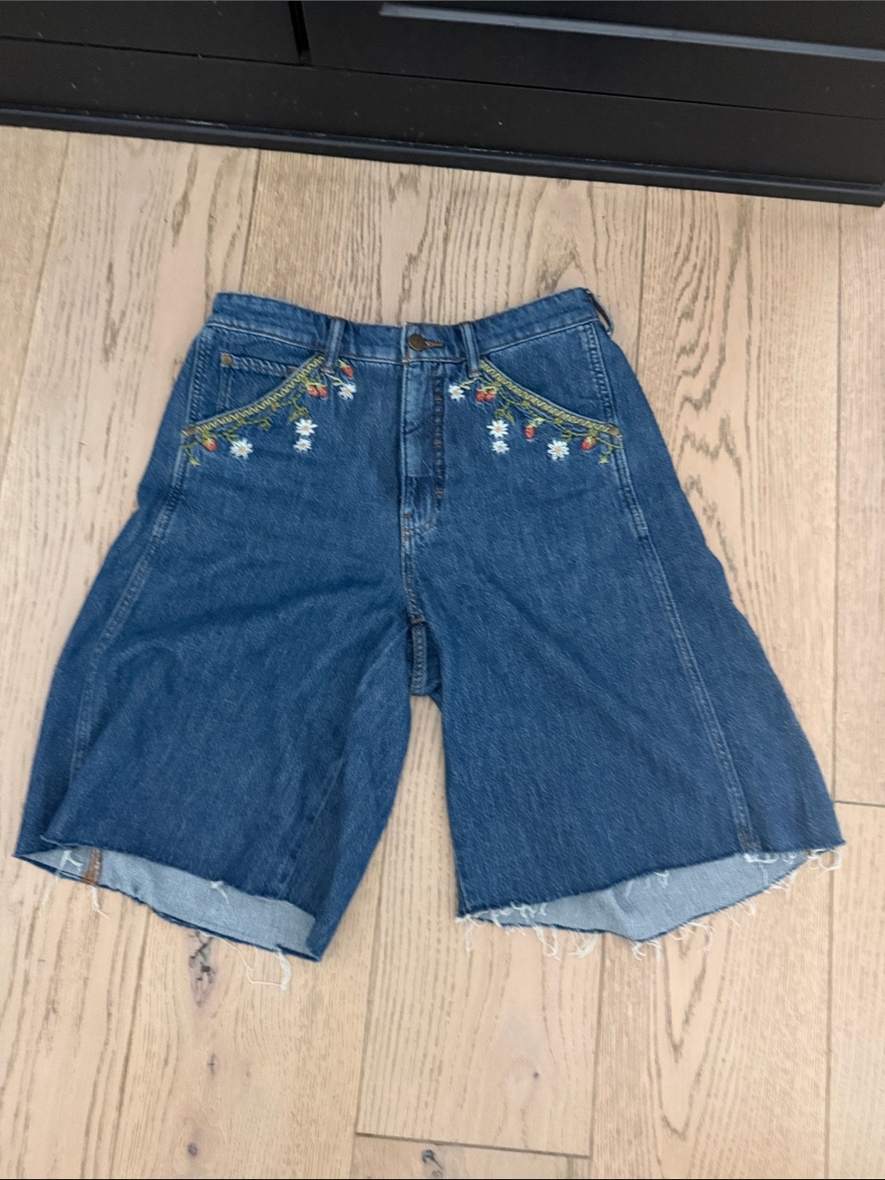 Pilcro Blue Denim Embroidered Bermuda Shorts Small